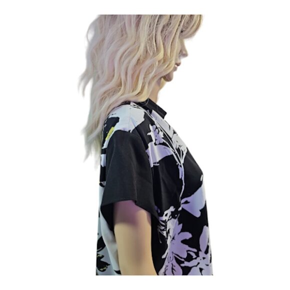 Nygard floral blouse with v neck - Picture 4 of 9